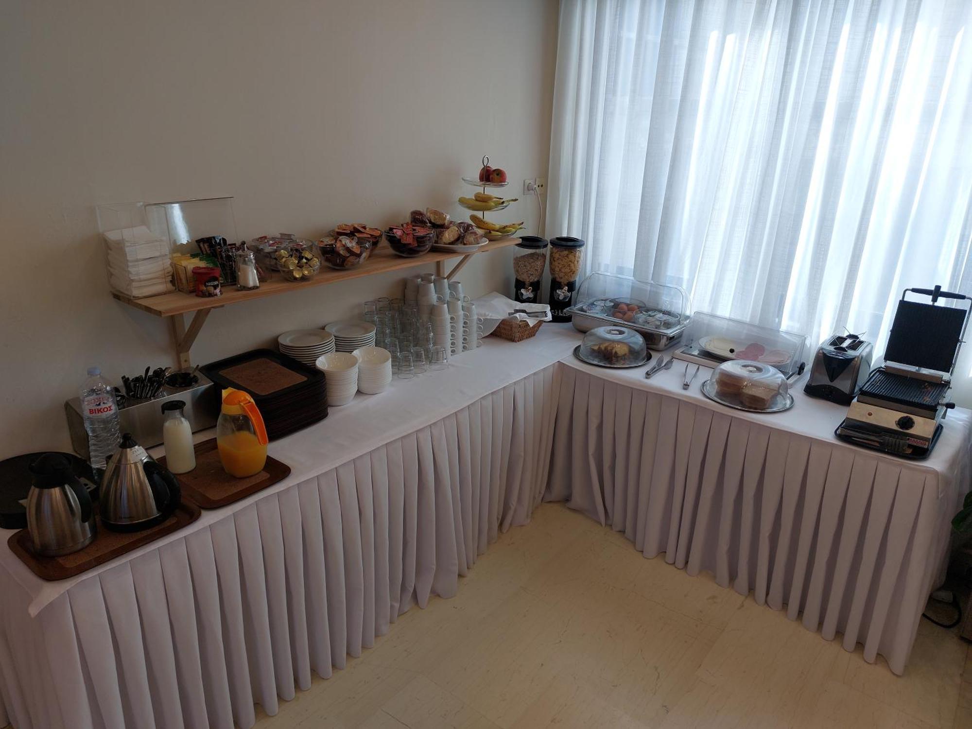 Hotel Avra بريفيزا المظهر الخارجي الصورة