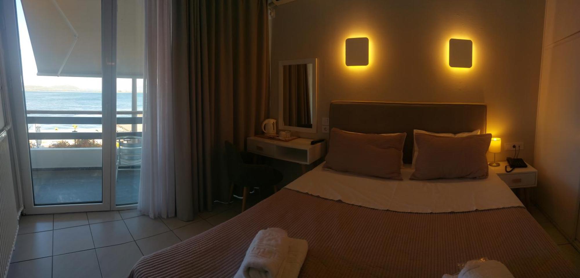Hotel Avra بريفيزا المظهر الخارجي الصورة