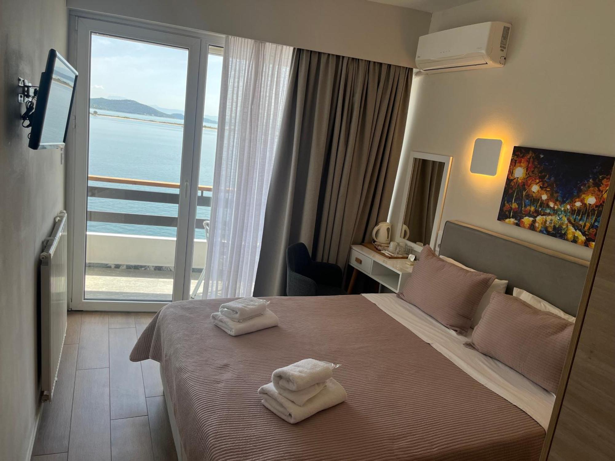 Hotel Avra بريفيزا المظهر الخارجي الصورة